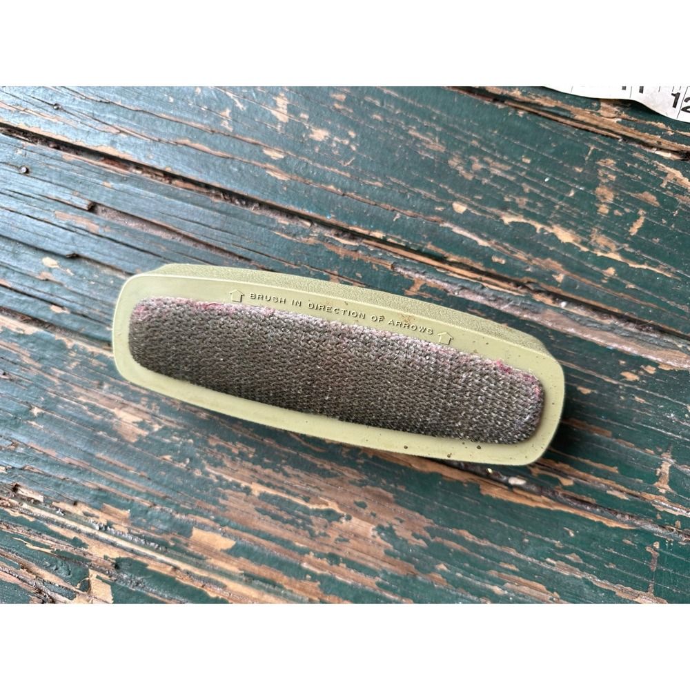 Vintage Scooper Brush Mini Sweeper Fabric Lint Brush Avocado Green Retro Hand